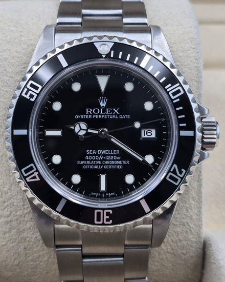 2007 Rolex Sea-Dweller 4000 40MM Black Dial Oyster Bracelet (16600)