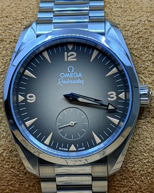 2025 Omega Seamaster Railmaster 38MM Brown Dial Steel Bracelet (235.10.38.20.13.001)