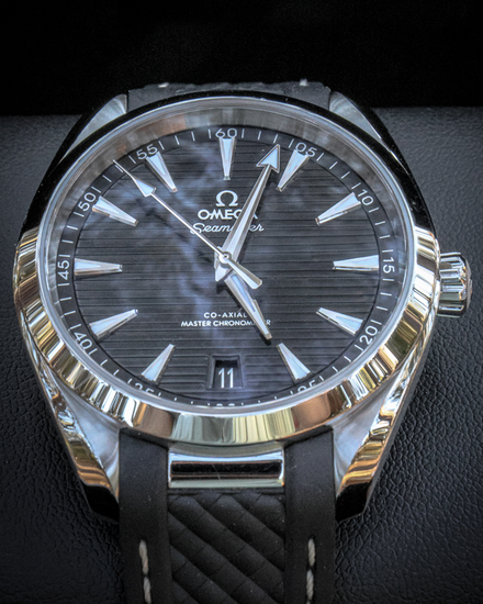 2022 Omega Seamaster Aqua Terra 150M 41MM Black Dial Rubber Strap (220.12.41.21.01.001)