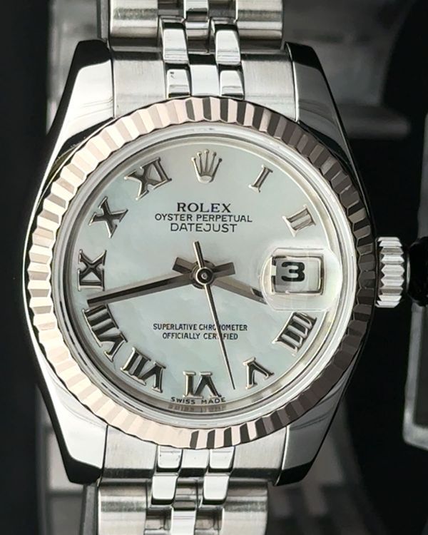 2007 Rolex Lady-Datejust 26MM Mother Of Pearl Dial Jubilee Bracelet (179174)