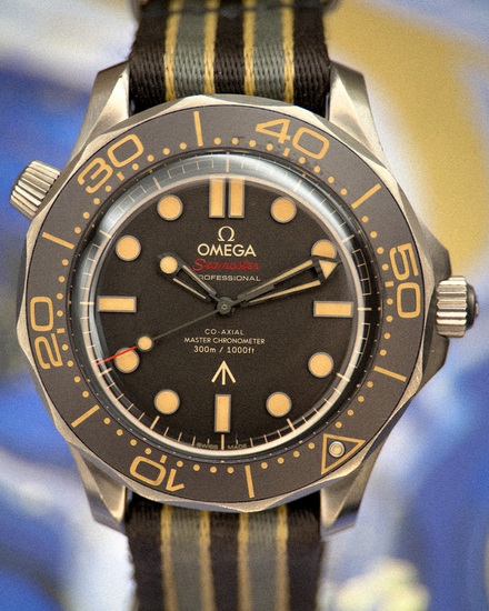 2025 Omega Seamaster Diver 300M 007 Edition "No Time to Die" 42MM Brown Dial Textile Strap (210.92.42.20.01.001)