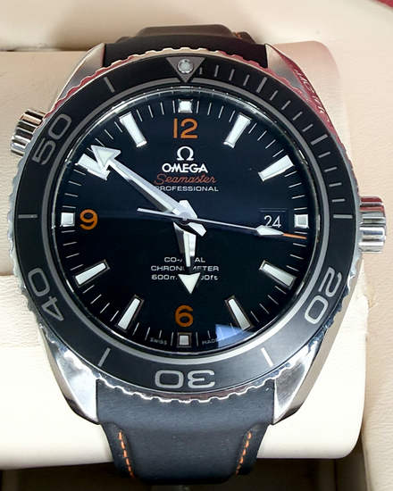 No Reserve - 2016 Omega Seamaster Planet Ocean 600M 45.5MM Black Dial Rubber Strap (232.32.46.21.01.005)