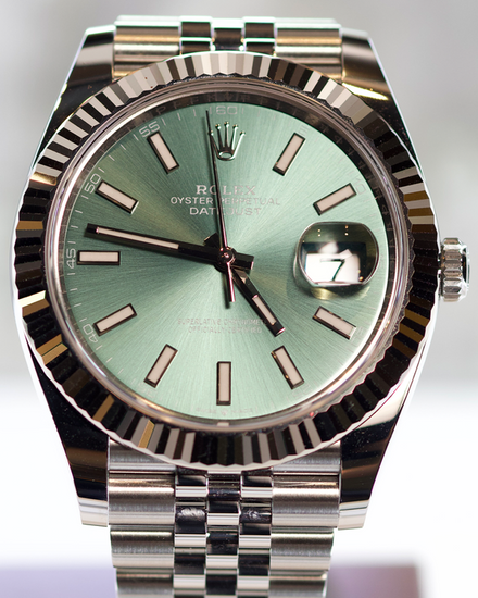 No Reserve - 2025 Rolex Datejust 41MM Green Dial Jubilee Bracelet (126334)