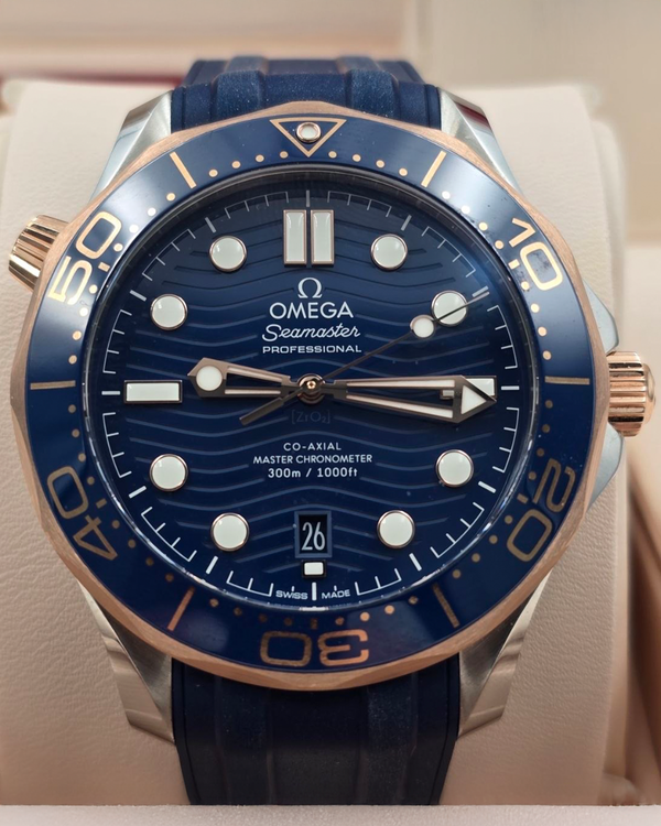 2023 Omega Seamaster Diver 300M 42MM Blue Dial Rubber Strap (210.22.42.20.03.002)