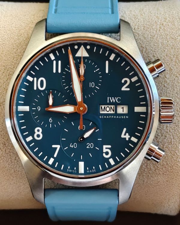 2025 IWC Schaffhausen Pilot Chronograph 41MM Blue Dial Rubber Strap (IW388117)