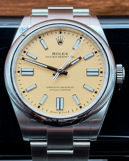 No Reserve - 2026 Rolex Oyster Perpetual 41MM Beige Dial Oyster Bracelet (134300)
