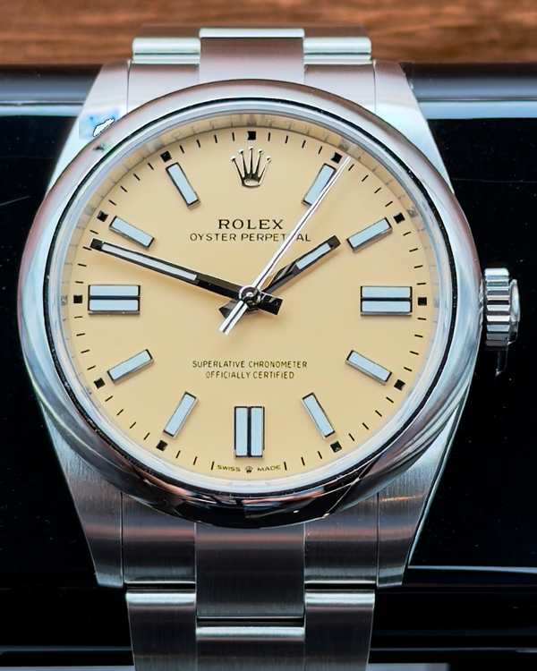 No Reserve - 2026 Rolex Oyster Perpetual 41MM Beige Dial Oyster Bracelet (134300)