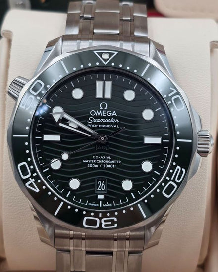2026 Omega Seamaster Diver 300M "Seaweed" 42MM Green Dial Steel Bracelet (210.30.42.20.10.001)