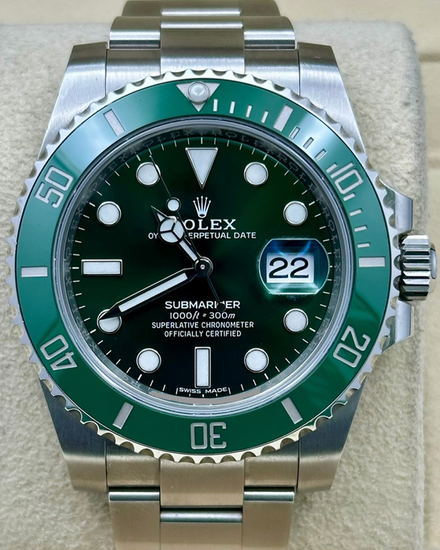 2016 Rolex Submariner Date "Hulk" 40MM Green Dial Oyster Bracelet (116610LV)