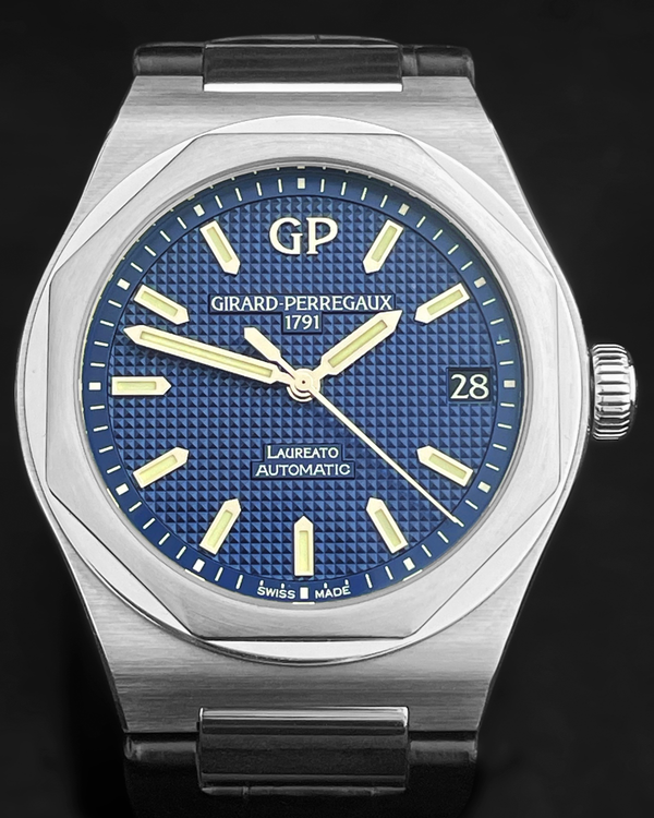 2020 Girard Perregaux Laureato 42MM Blue Dial Leather Strap (81010-11-431-BB6A)