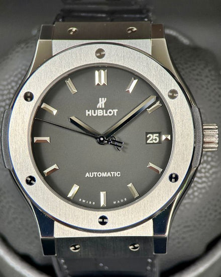 Hublot Classic Fusion 45MM Black Dial Leather Strap (511.NX.1171.LR)