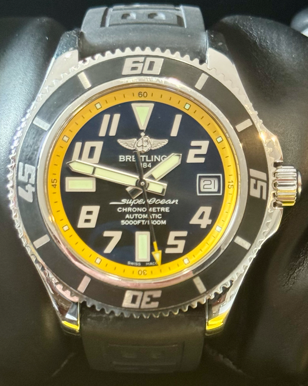 Breitling Superocean 42MM Black Dial Rubber Strap (A17364)