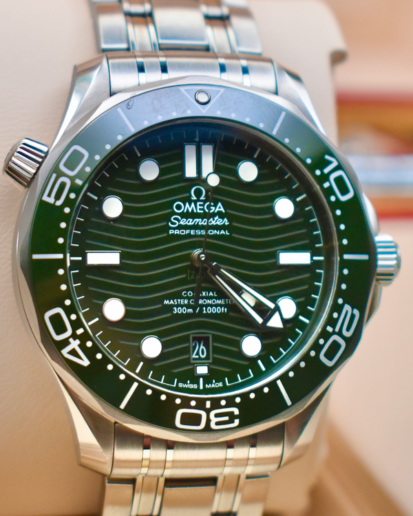 2025 Omega Seamaster Diver 300M "Seaweed" 42MM Green Dial Steel Bracelet (210.30.42.20.10.001)
