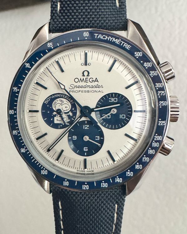 2026 Omega Speedmaster "Silver Snoopy Award" 42MM Silver Dial Textile Strap (310.32.42.50.02.001)
