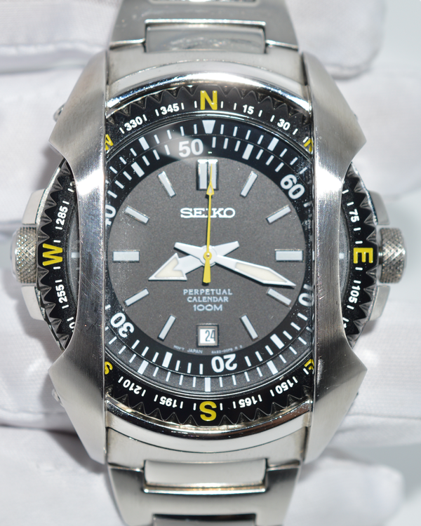 No Reserve - 2012 Seiko Perpetual Calendar 44MM Quartz Black Dial Steel Bracelet (SNQ089P1)