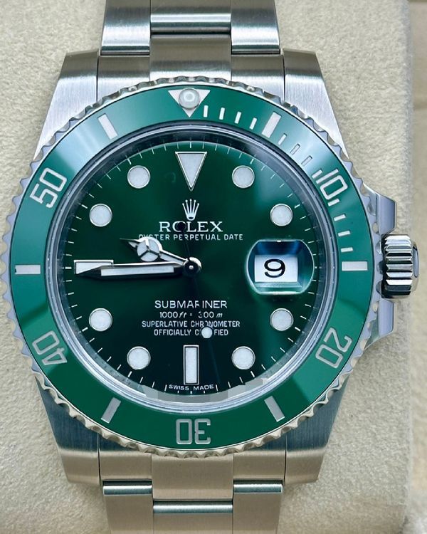 2011 Rolex Submariner Date "Hulk" 40MM Green Dial Oyster Bracelet (116610LV)
