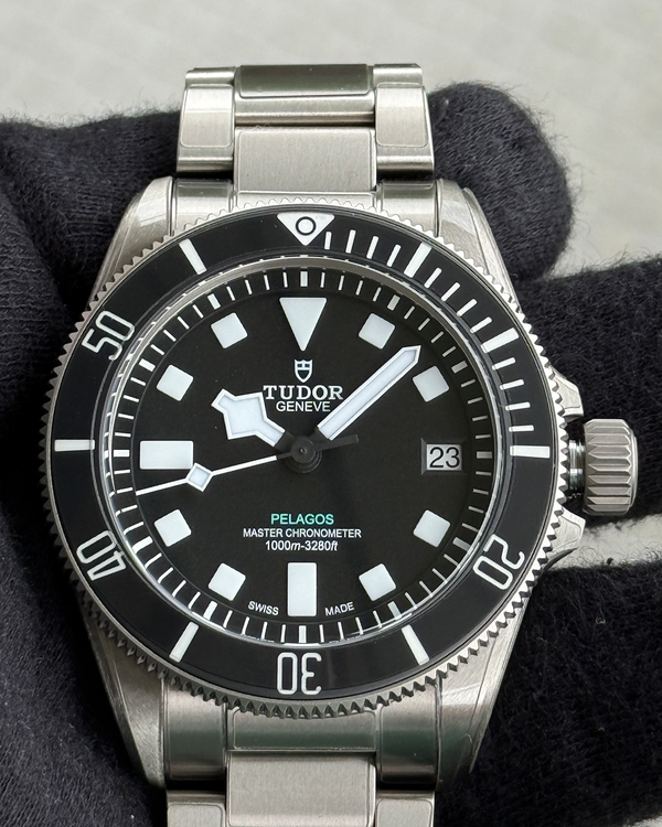 2025 Tudor Pelagos Ultra 43MM Black Dial Titanium Bracelet (2543C1A7NU)