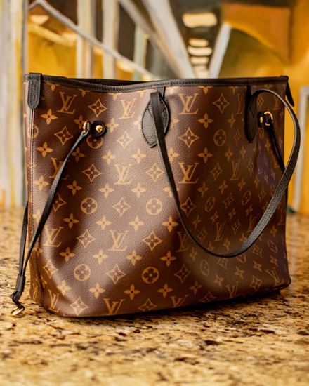 2025 Louis Vuitton Neverfull Reversible 11 x 18IN Leather/Textile Steel Hardware Leather Strap (M28351)