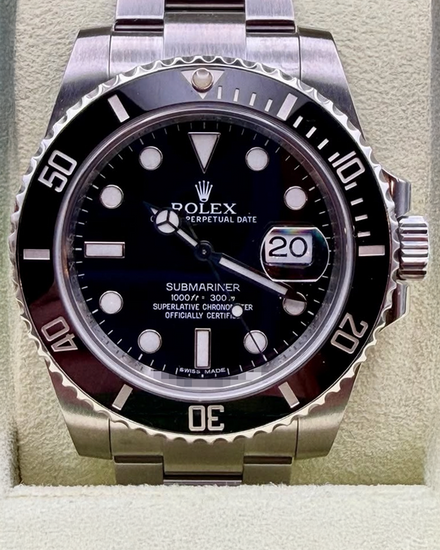 No Reserve - 2015 Rolex Submariner Date 40MM Black Dial Oyster Bracelet (116610LN)