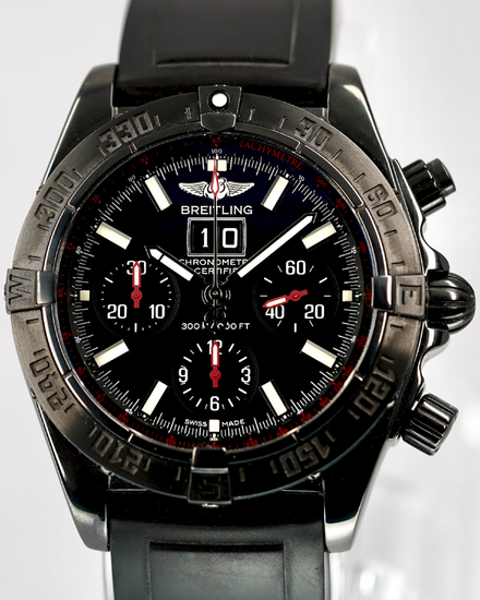 2010 Breitling Blackbird L.E. 44MM Black Dial Rubber Strap (M4435911/BA27)