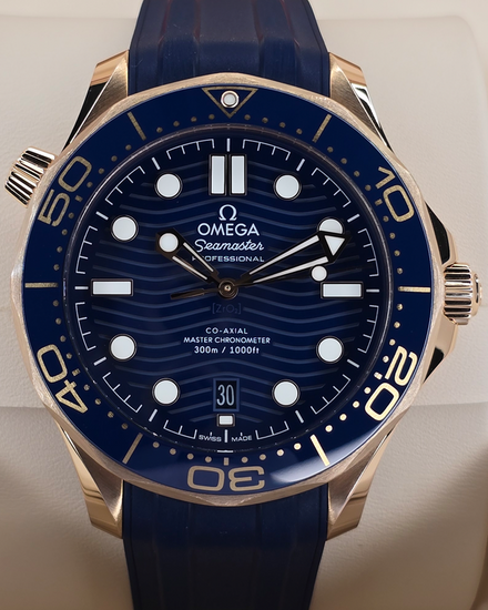 2023 Omega Seamaster Diver 300M 42MM Blue Dial Rubber Strap (210.62.42.20.03.001)