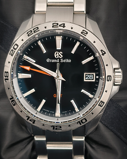 2019 Grand Seiko Sport GMT 39MM Quartz Black Dial Steel Bracelet (SBGN003)