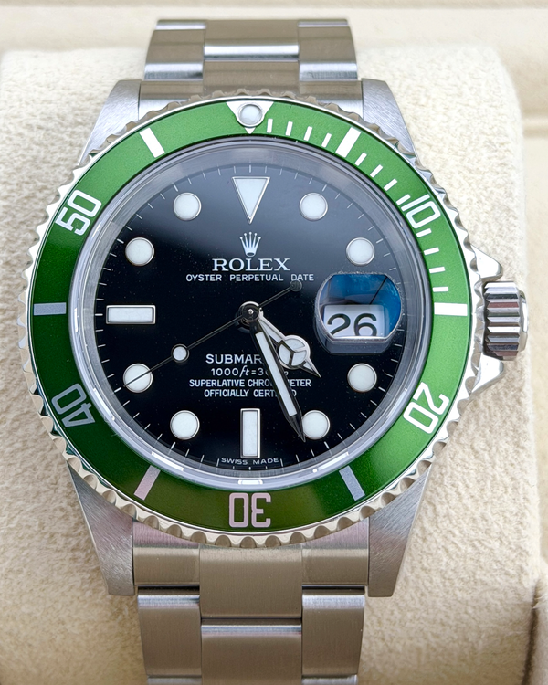 Rolex Submariner Date "Kermit" 40MM Black Dial Oyster Bracelet (16610LV)
