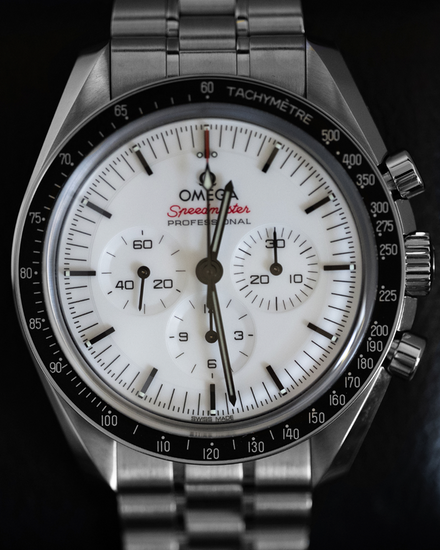 2025 Omega Speedmaster Professional Moonwatch 42MM White Dial Steel Bracelet (310.30.42.50.04.001)