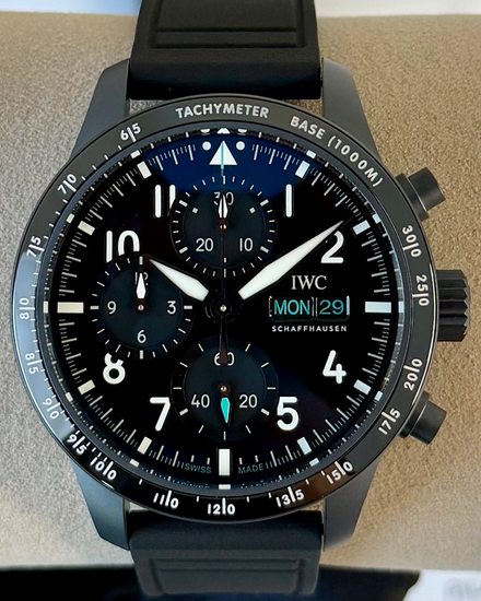 2025 IWC Schaffhausen Pilot Chronograph "AMG Petronas F1" Ceratanium 41MM Black Dial Rubber Strap (IW388306)