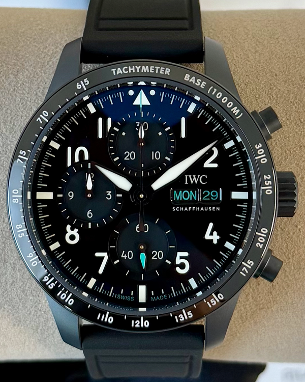 2025 IWC Schaffhausen Pilot Chronograph "AMG Petronas F1" 41MM Black Dial Rubber Strap (IW388306)