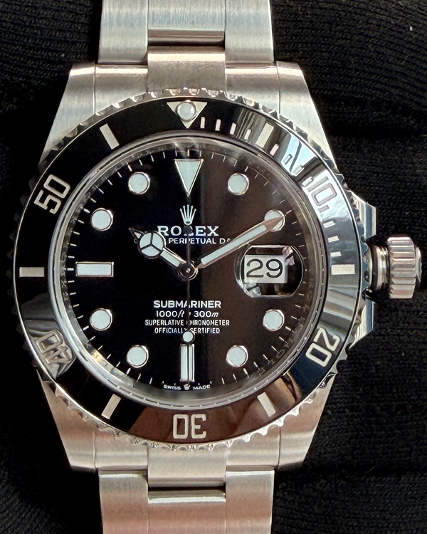 (WORKING) Rolex Submariner (126610LN)
