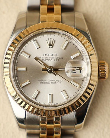 2005 Rolex Lady-Datejust 26MM Silver Dial Two-Tone Jubilee Bracelet (179173)