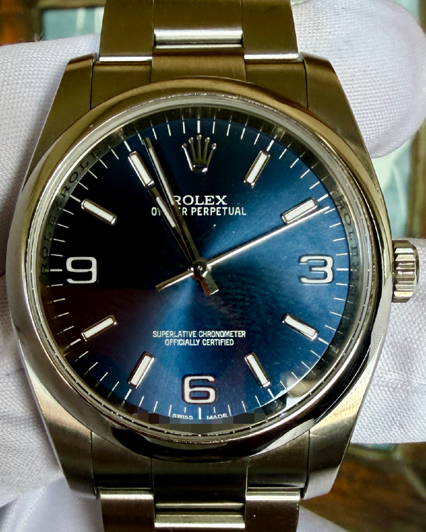 Rolex Oyster Perpetual (116000)