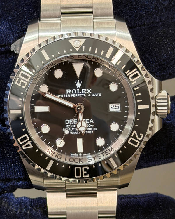 Rolex Deepsea (136660)