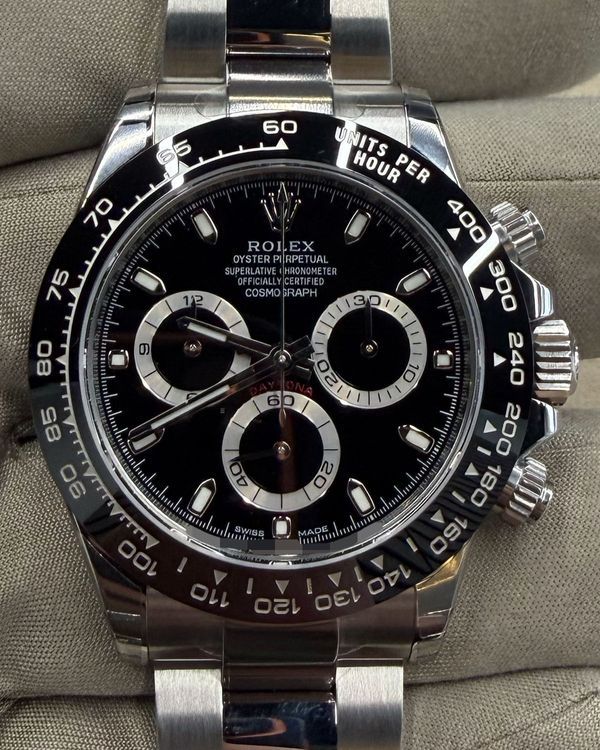 2017 Rolex Cosmograph Daytona 40MM Black Dial Oyster Bracelet (116500LN)