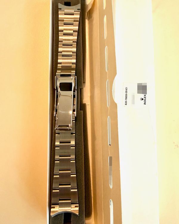 No Reserve - Rolex Accessories 20MM Oyster Bracelet (79200)