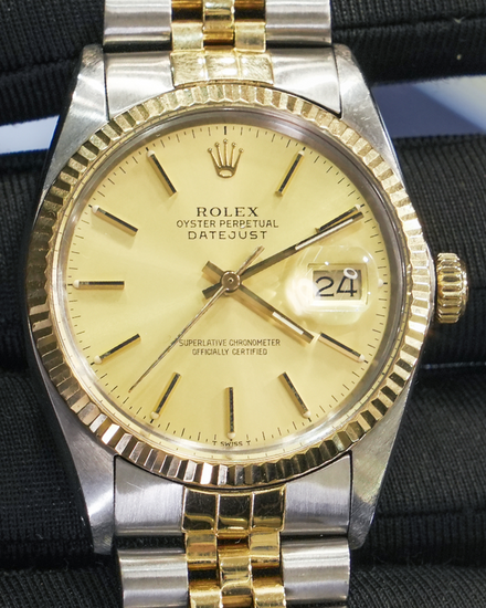 1986 (9 Mil. Serial) Rolex Datejust 36MM Champagne Dial Two-Tone Jubilee Bracelet (16013)