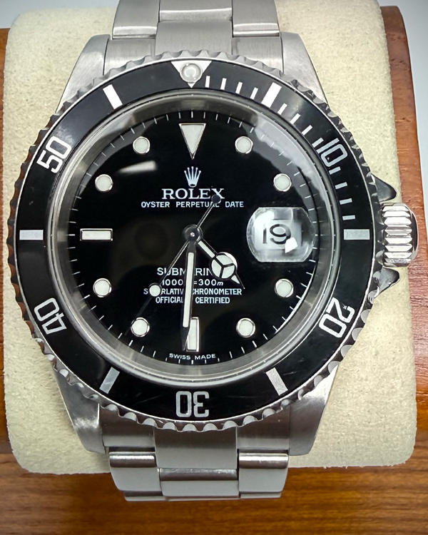 2004 Rolex Submariner Date 40MM Black Dial Oyster Bracelet (16610)