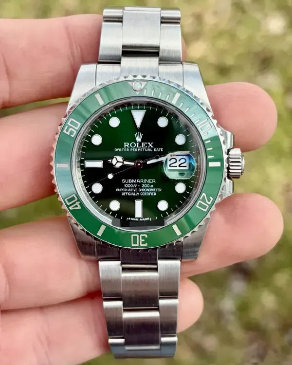 Rolex Submariner Date "Hulk" 40MM Green Dial Oyster Bracelet (116610LV)