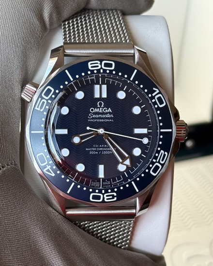 2025 Omega Seamaster Diver 300M "James Bond 60th Anniversary" 42MM Blue Dial Steel Bracelet (210.30.42.20.03.002)