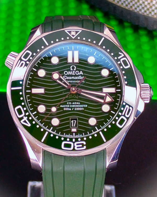 2023 Omega Seamaster Diver 300M 42MM Green "Seaweed" Dial Rubber Strap (210.32.42.20.10.001)