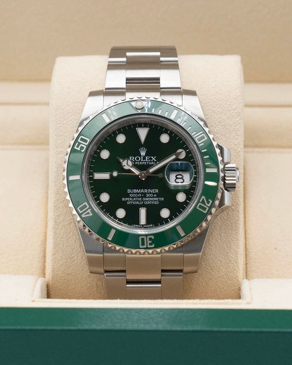 2016 Rolex Submariner Date "Hulk" 40MM Green Dial Oyster Bracelet (116610LV)