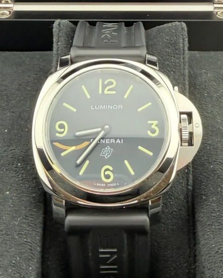 2017 Panerai Luminor Base Logo 44MM Black Dial Rubber Strap (PAM01000)