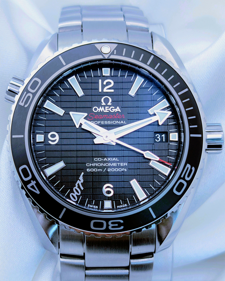 2012 Omega Seamaster Planet Ocean 600M "Skyfall" L. E. 42MM Black Dial Steel Bracelet (232.30.42.21.01.004)