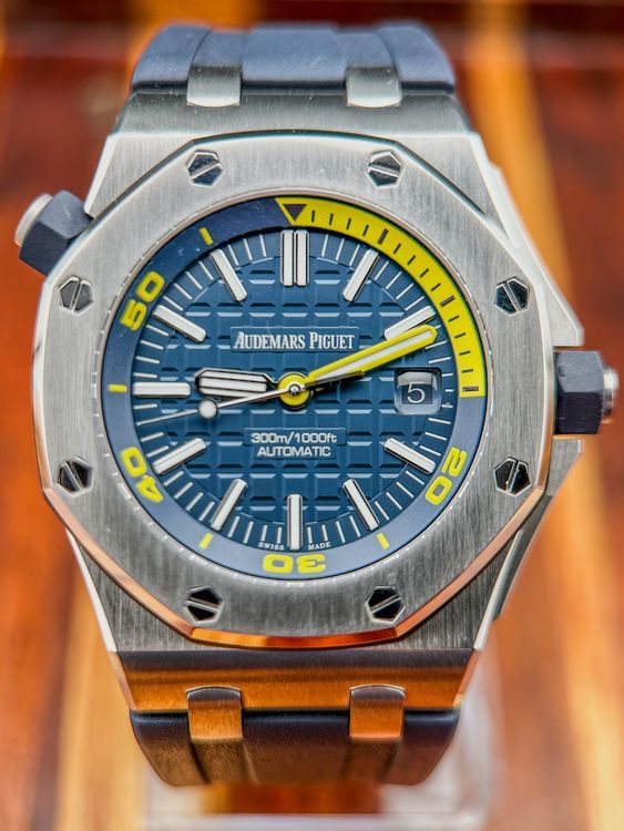 No Reserve - 2019 Audemars Piguet Royal Oak Offshore Diver 42MM Blue Dial Rubber Strap (15710ST.OO.A027CA.01)