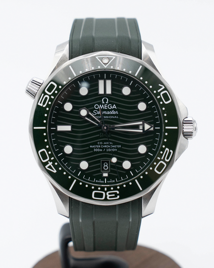 2023 Omega Seamaster Diver 300M 42MM Green "Seaweed" Dial Rubber Strap (210.32.42.20.10.001)