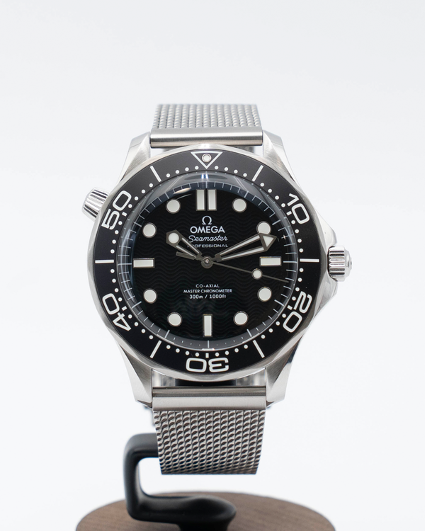 2025 Omega Seamaster Diver 300M 42MM Black Dial Steel Bracelet (210.30.42.20.01.010)