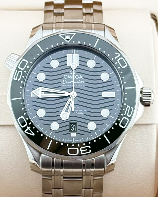 2025 Omega Seamaster Diver 300M "Seaweed" 42MM Green Dial Steel Bracelet (210.30.42.20.10.001)