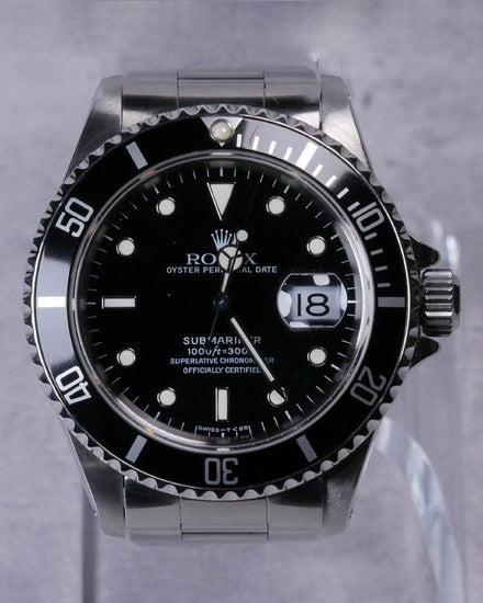 No Reserve - 1997 Rolex Submariner Date 40MM Black Dial Oyster Bracelet (16610)