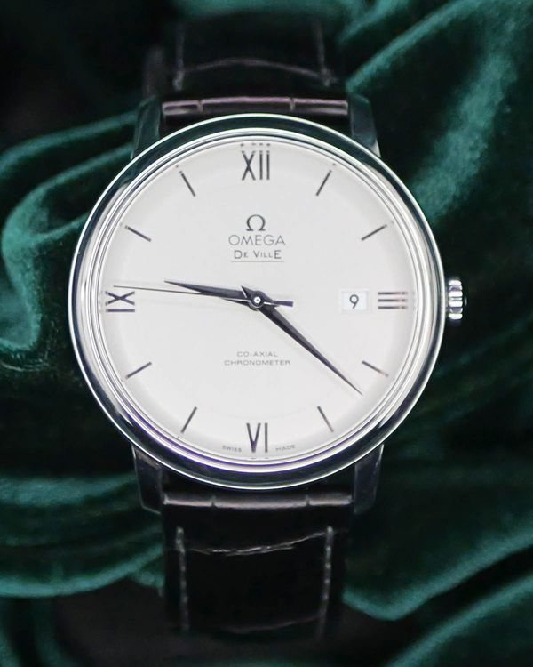 2014 Omega De Ville Prestige 39.5MM Silver Dial Leather Strap (424.13.40.20.02.001)